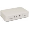 Netgear Netgear Fast Ethernet Switch a 5 porte 10/100 Mbps non schermate autosensing e MDI-MDX. Idea