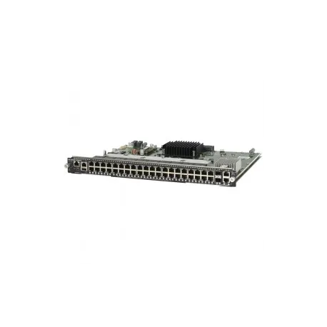 Netgear M6100 Netgear Switch a Chassis modulare a backplane passivo. Scheda di linea a 40 porte giga