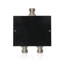 Hiboost micro-strip 2-way splitter