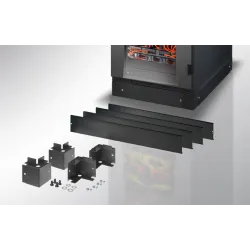 Zoccolo 800 x 800 mm per Armadi Rack Nero