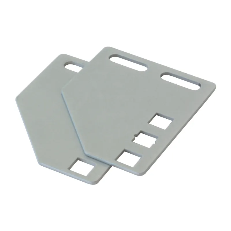 Staffe per montaggio verticale su montanti rack
